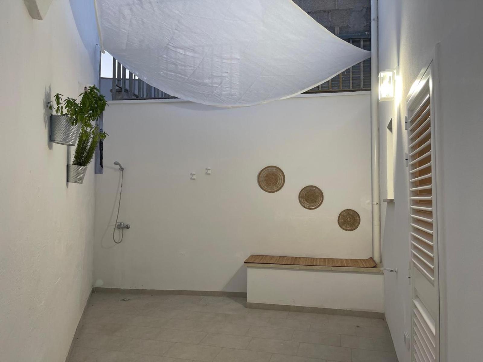 Cortile Carducci Racale Exterior foto